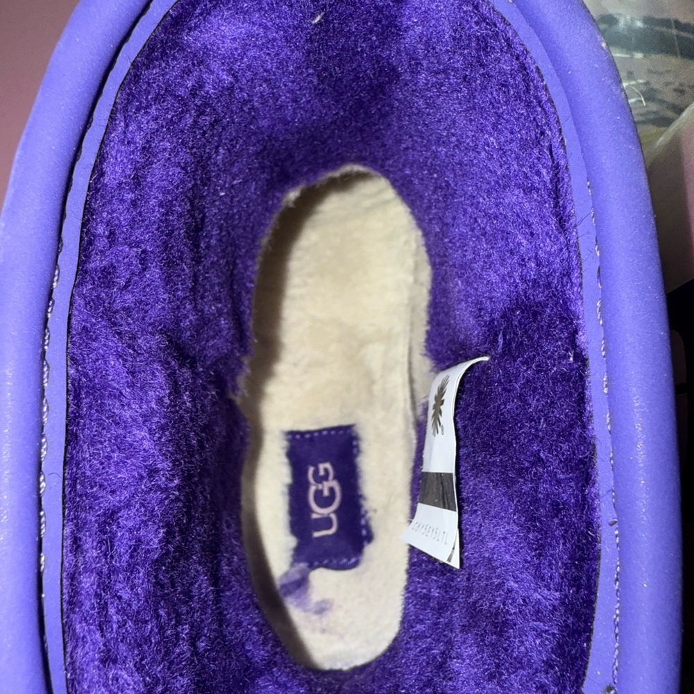 UGG Classic Clear Mini Marble
Boot | Size 8 EUC - Picture 11 of 14